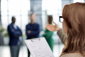 las empresas están obligadas a contar con un protocolo de prevención, investigación y sanción de la violencia, el acoso laboral y el acoso sexual en el trabajo